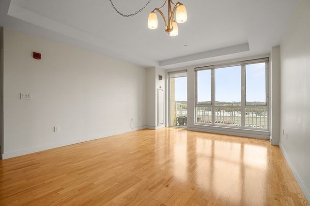 100 Station Landing 705, Medford, MA 02155