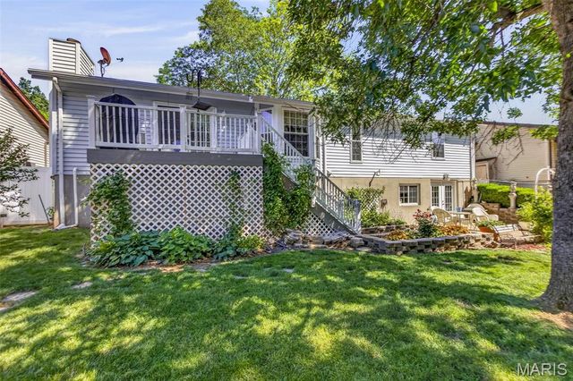 6021 Bissonnet Court, St Louis, MO 63129