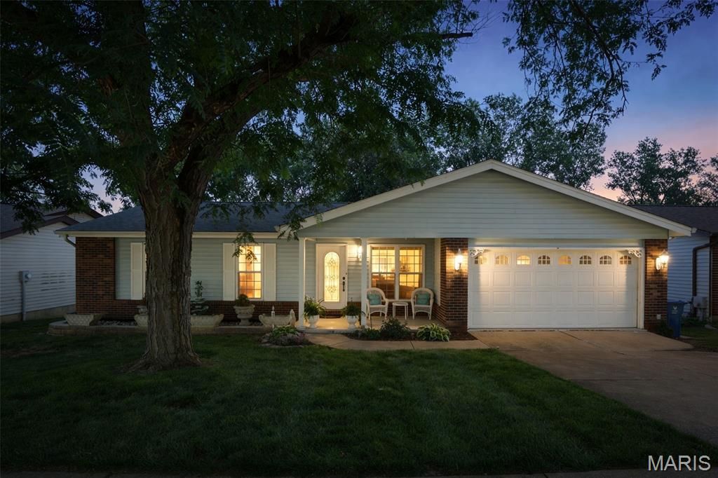 6021 Bissonnet Court, St Louis, MO 63129