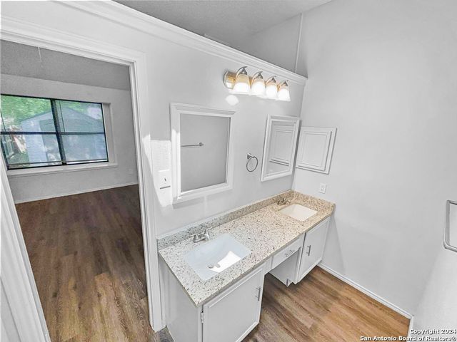 13255 Greenstone, San Antonio, TX 78249