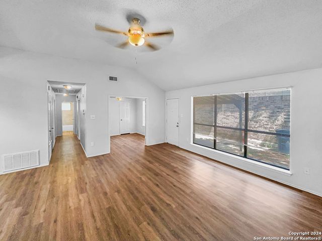 13255 Greenstone, San Antonio, TX 78249