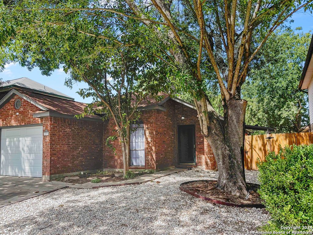 13255 Greenstone, San Antonio, TX 78249