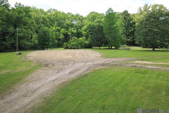 10717 Mccullough Rd, Zachary, LA 70791