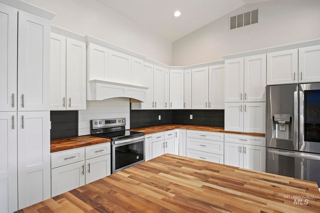 3527 E 3195 N, Kimberly, ID 83341