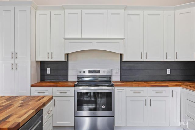 3527 E 3195 N, Kimberly, ID 83341