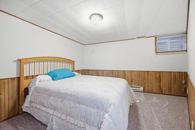 332 13th Avenue E, West Fargo, ND 58078