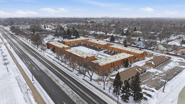 332 13th Avenue E, West Fargo, ND 58078