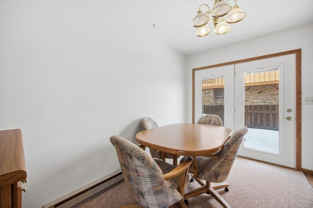 332 13th Avenue E, West Fargo, ND 58078