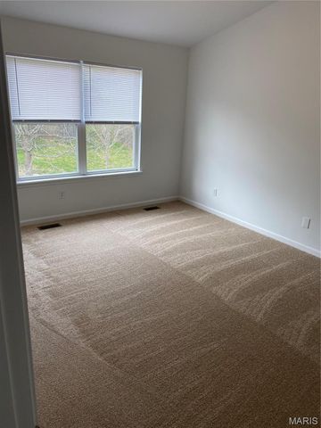 431 Peregrine Court, Winfield, MO 63389