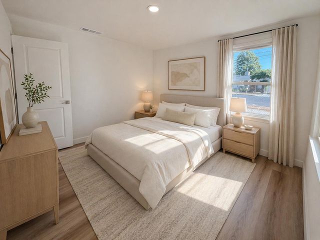 4155 E Clay Avenue, Fresno, CA 93702