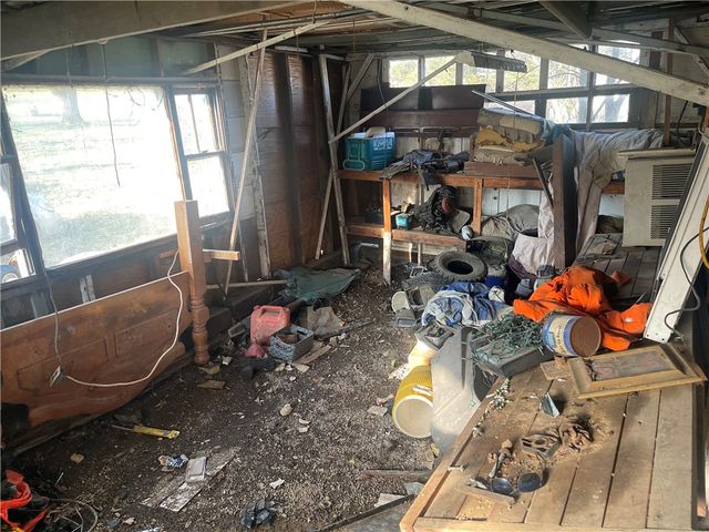 1000 Collinsburg Rd, Belle Vernon, PA 15089