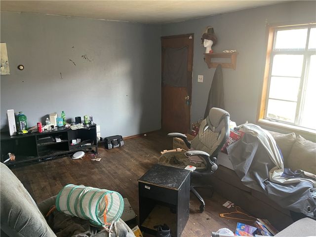 1000 Collinsburg Rd, Belle Vernon, PA 15089