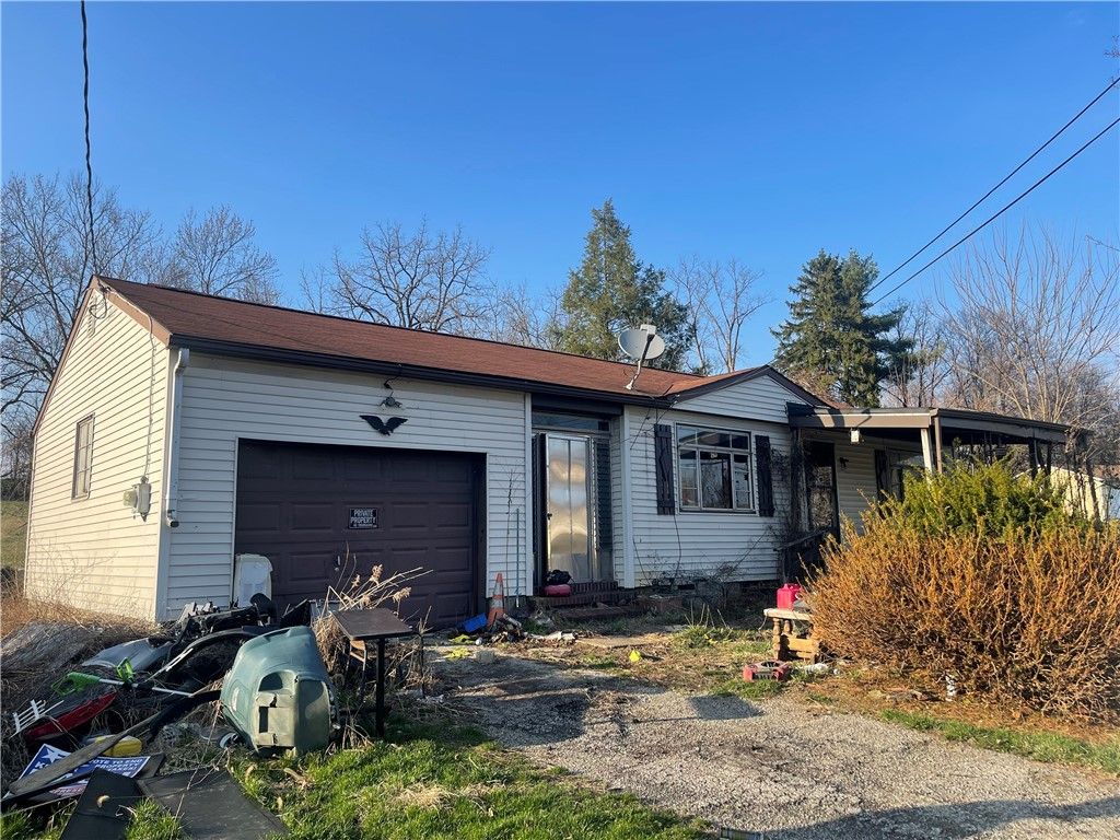 1000 Collinsburg Rd, Belle Vernon, PA 15089