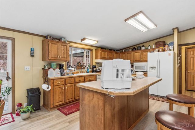 9614 US Rt 52, Huntington Twp, OH 45144