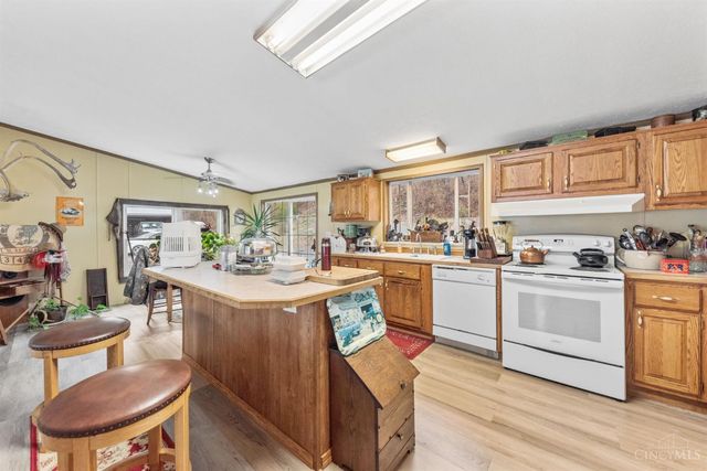 9614 US Rt 52, Huntington Twp, OH 45144