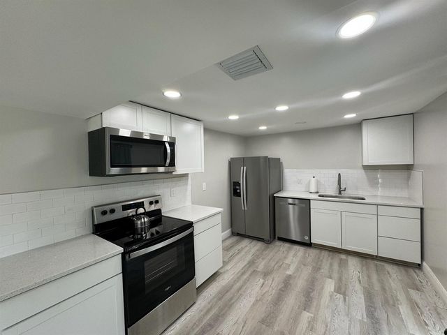 4679 SE Ebbtide Avenue O, Stuart, FL 34997