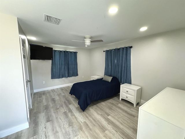 4679 SE Ebbtide Avenue O, Stuart, FL 34997