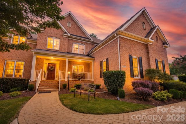16506 Doves Canyon Lane, Charlotte, NC 28278