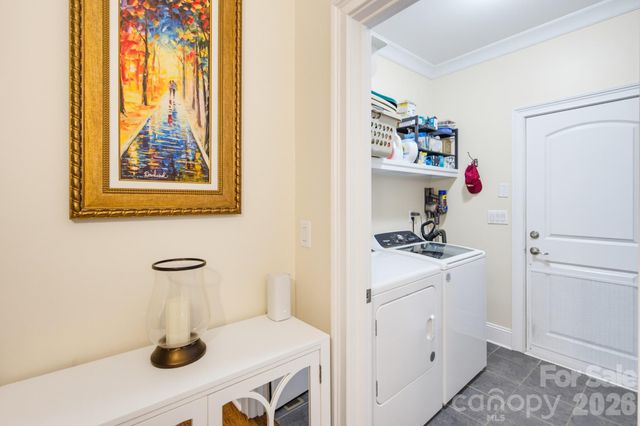 16506 Doves Canyon Lane, Charlotte, NC 28278