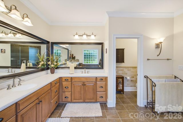 16506 Doves Canyon Lane, Charlotte, NC 28278