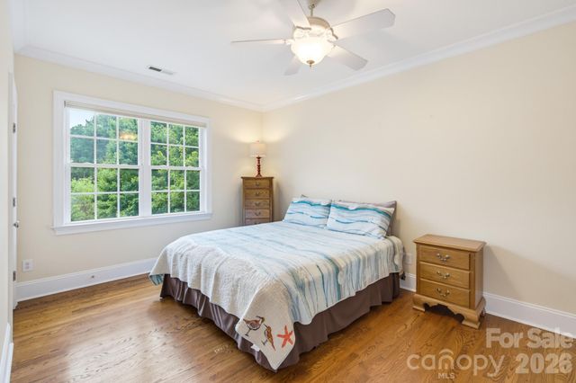 16506 Doves Canyon Lane, Charlotte, NC 28278