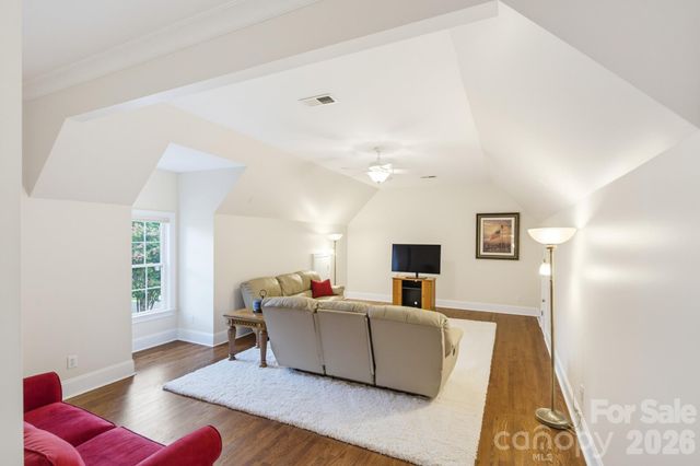 16506 Doves Canyon Lane, Charlotte, NC 28278