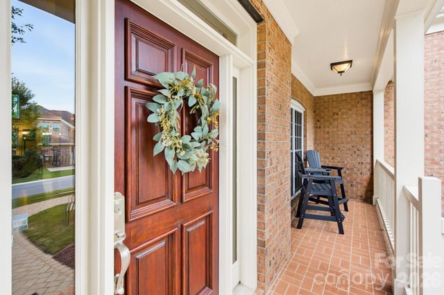16506 Doves Canyon Lane, Charlotte, NC 28278