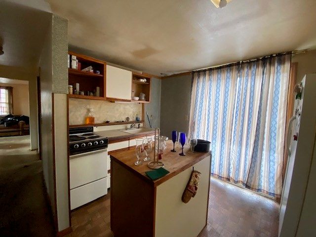 46 Pond Circle, Mashpee, MA 02649