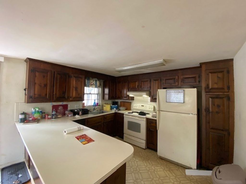 46 Pond Circle, Mashpee, MA 02649