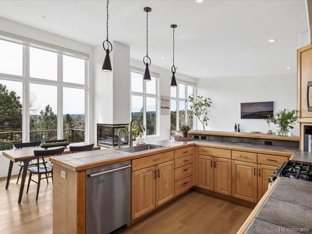 21946 Panorama Drive, Golden, CO 80401