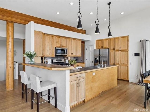 21946 Panorama Drive, Golden, CO 80401