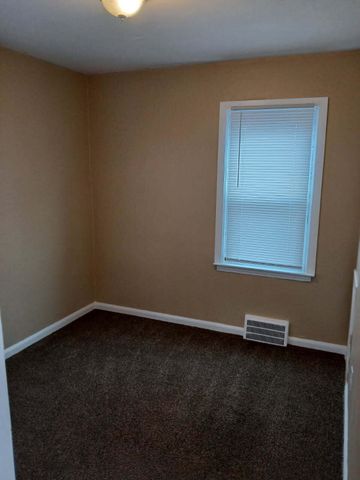 12075 Rossiter Street, Detroit, MI 48224