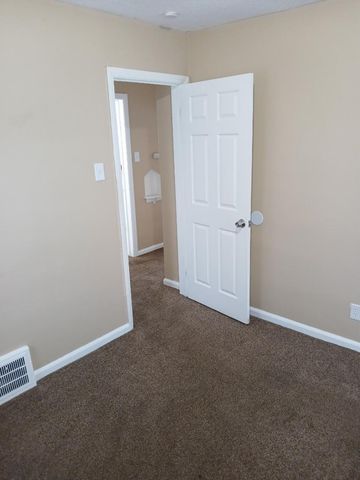 12075 Rossiter Street, Detroit, MI 48224