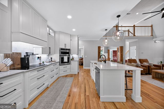 374 Deer Creek Drive, Forsyth, GA 31029