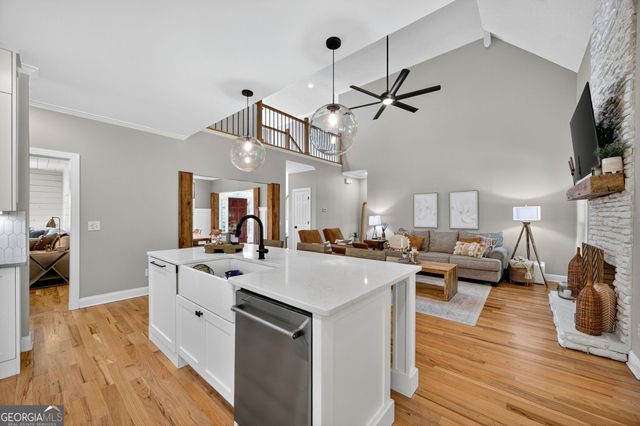 374 Deer Creek Drive, Forsyth, GA 31029