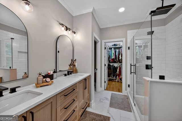 374 Deer Creek Drive, Forsyth, GA 31029