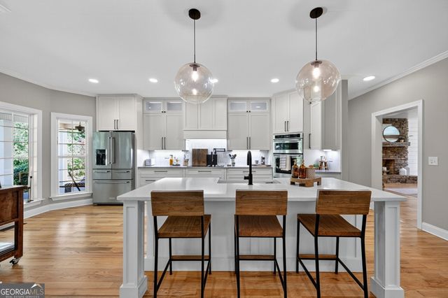 374 Deer Creek Drive, Forsyth, GA 31029