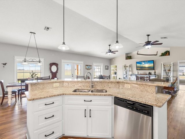 24695 HAYMAN ROAD, Brooksville, FL 34602