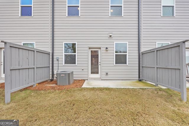 1516 Parks Edge Lane NW, Atlanta, GA 30318