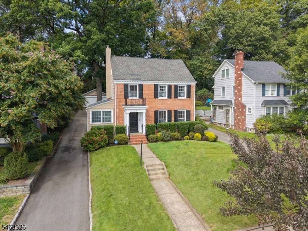 36 Chapman Pl, Glen Ridge Boro Twp., NJ 07028 — photo 2