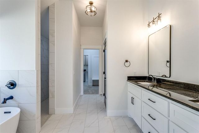 2233 SW 160th Street, Oklahoma City, OK 73170