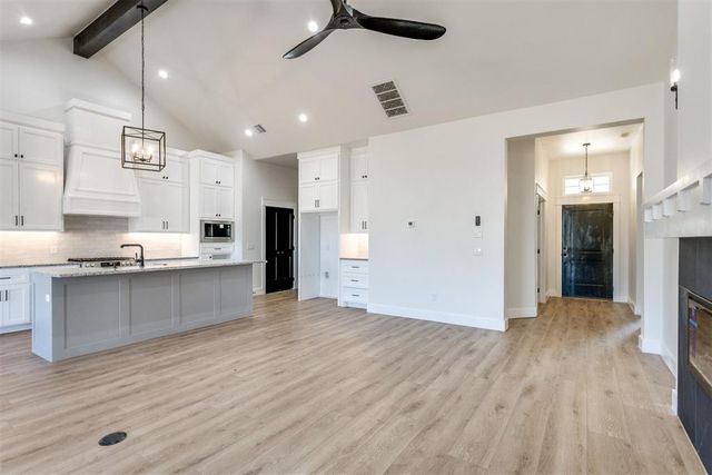 2233 SW 160th Street, Oklahoma City, OK 73170