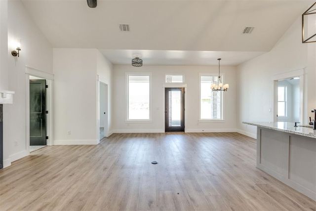 2233 SW 160th Street, Oklahoma City, OK 73170