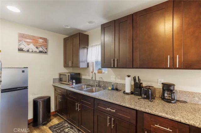 29251 Lake Brook, Cedar Glen, CA 92321
