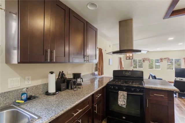29251 Lake Brook, Cedar Glen, CA 92321