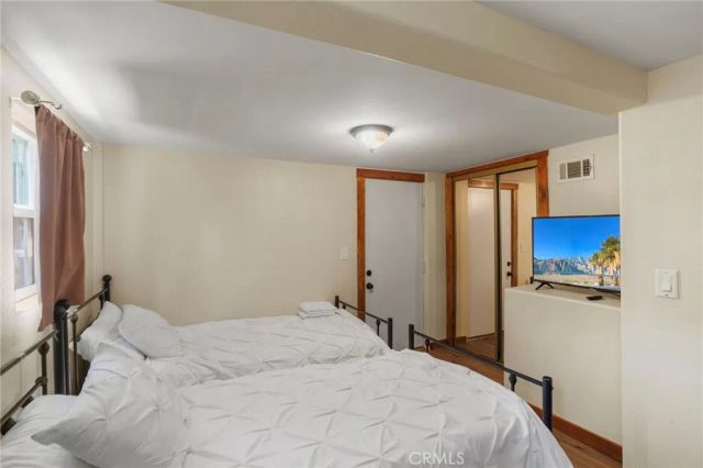 29251 Lake Brook, Cedar Glen, CA 92321