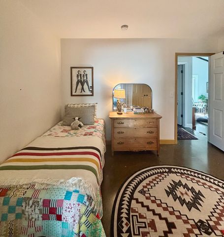 1009 Boxwood Dr, Franklin, TN 37069