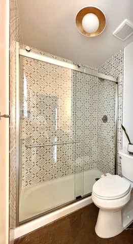 1009 Boxwood Dr, Franklin, TN 37069