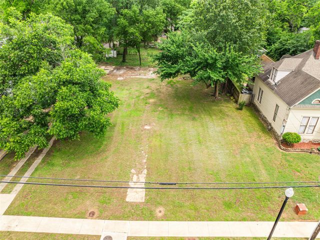 709 S Church, Paris, TX 75460