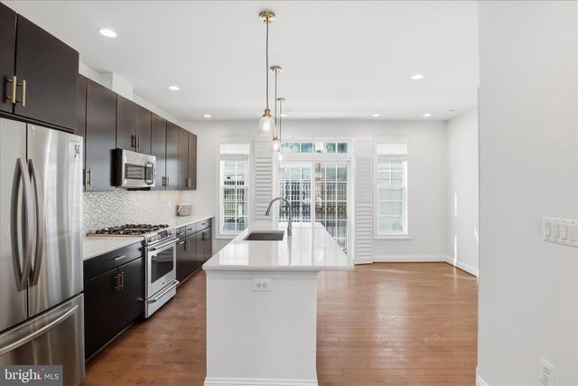 829 N WAKEFIELD ST, Arlington, VA 22203